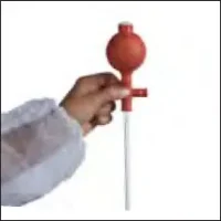Pipetting bulb